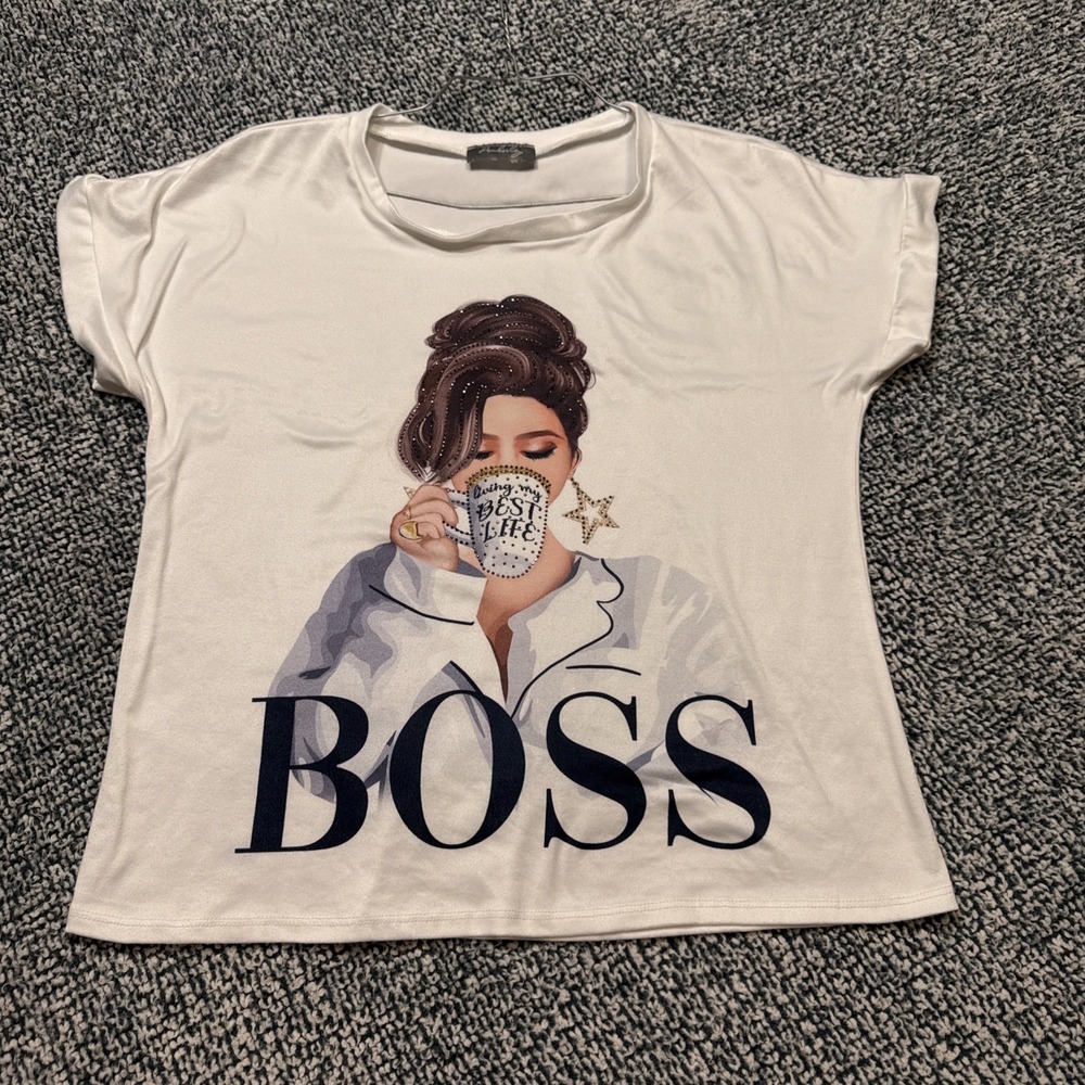 Pemberley Women's White "BOSS" Graphic T-Shirt Chic Fashion Illustration Tee